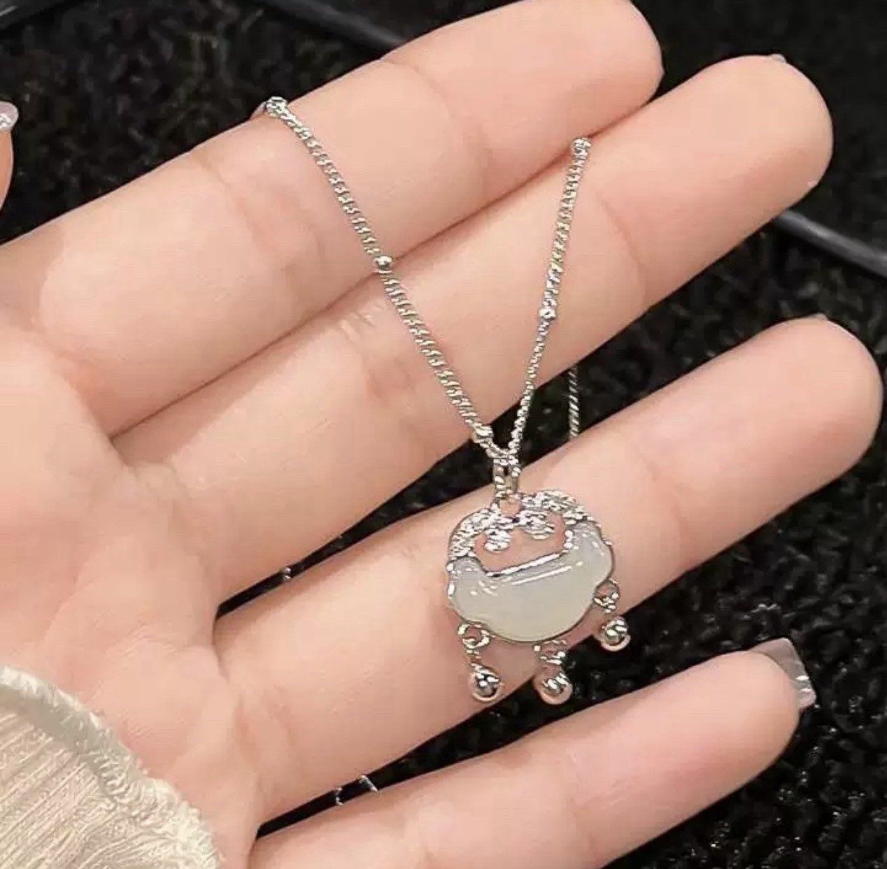 1 Pair Earrings & 1 Necklace Set w/ Random Premium Gift Box Free Shipping