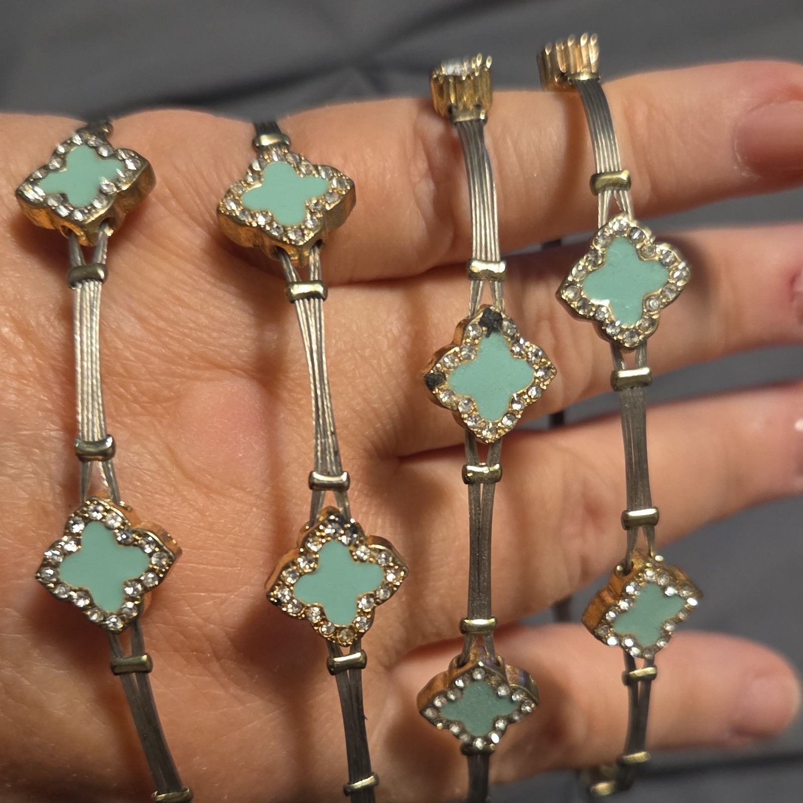 Gold Tone Teal Clover Bracelet &19″ Necklace Jewelry Set with Rhinestone Accents