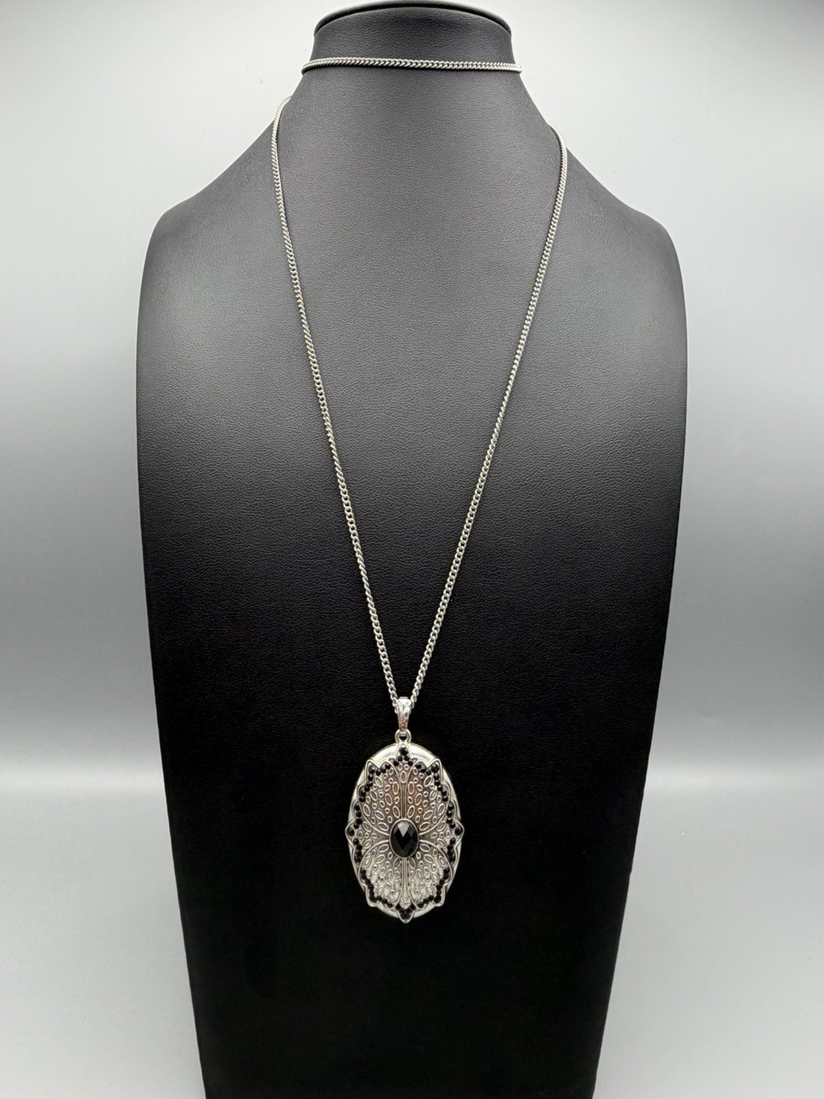 Silver Tone Black PlasticnCrystal Filigree Statement Oval Pendant Necklac