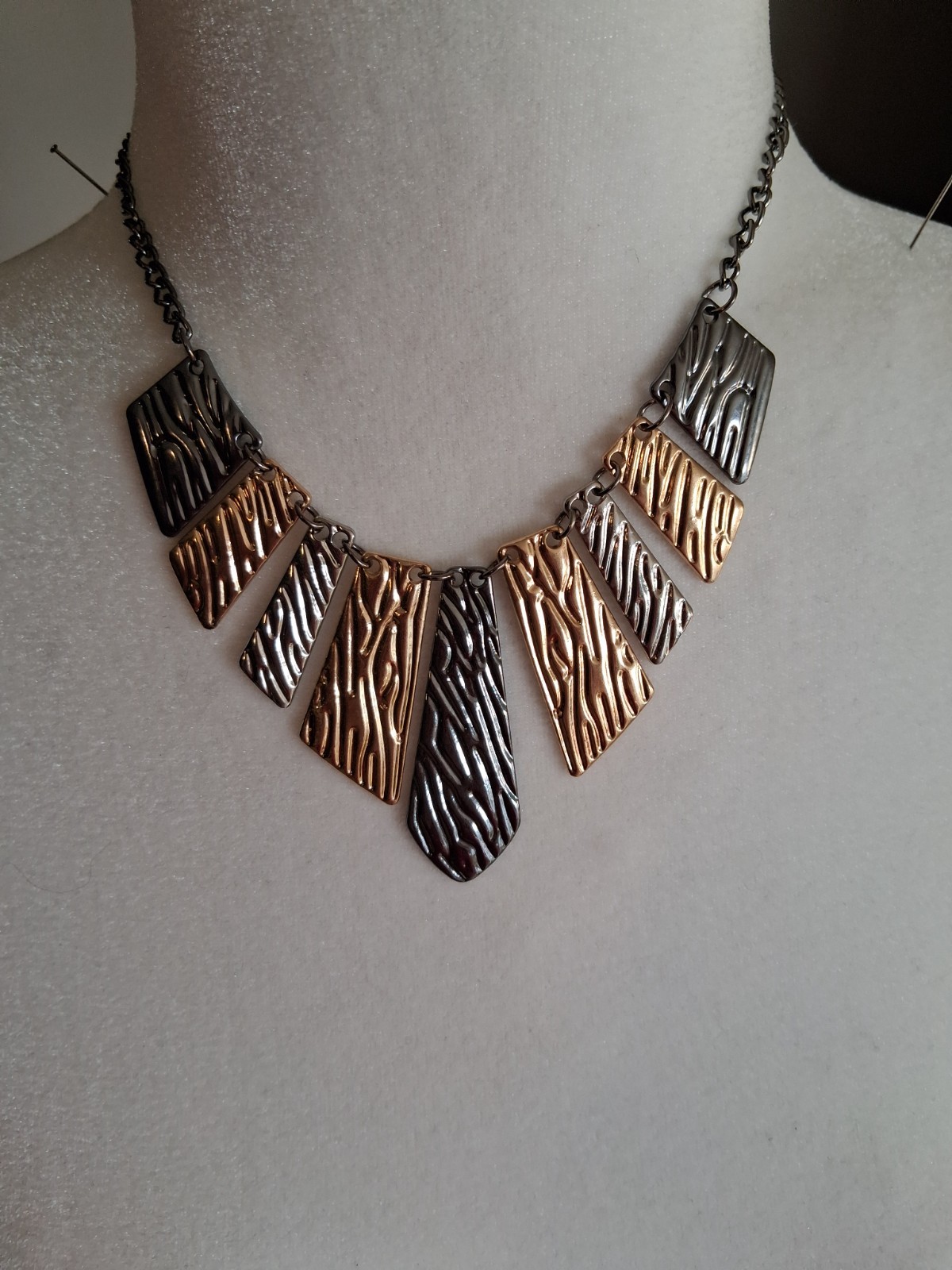 Paparazzi Multicolor Textured Metal Statement Cable Chain Necklace