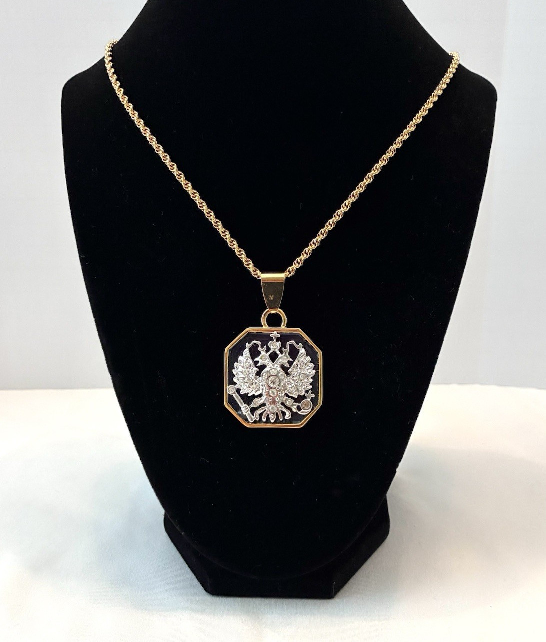 Vintage (1998) Joan Rivers Imperial Russian Eagle pendant necklace