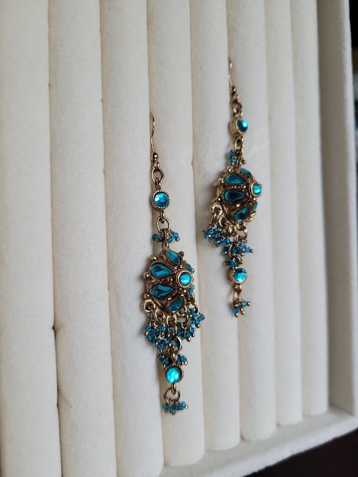 Long fashion Earings