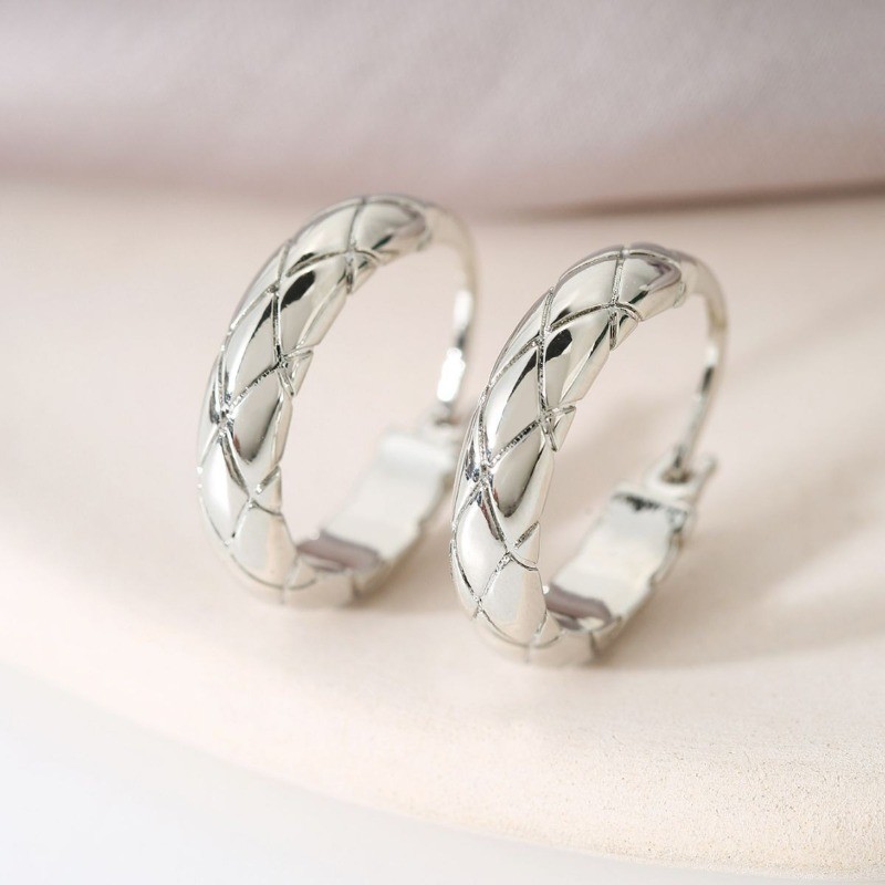 Women’s Smooth Rhombus Grid Ear BuckleFashionable Earrings Copper Jewelry Gift
