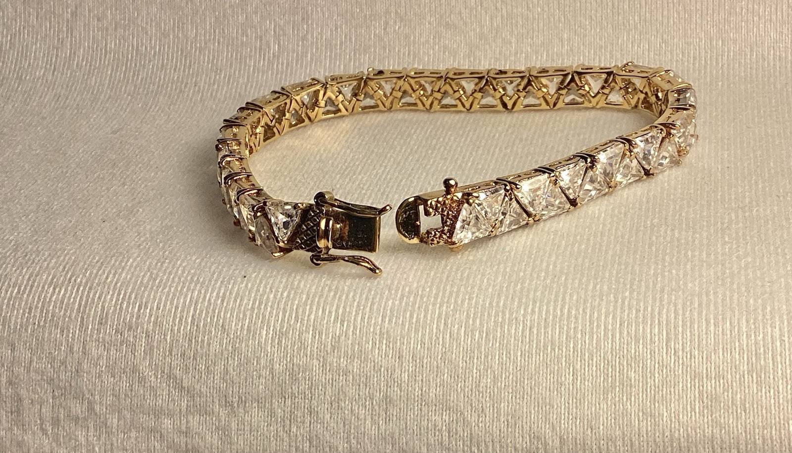 Suzanne Somers Collection Trilliant Bracelet 40ct CZ 7.5 inches