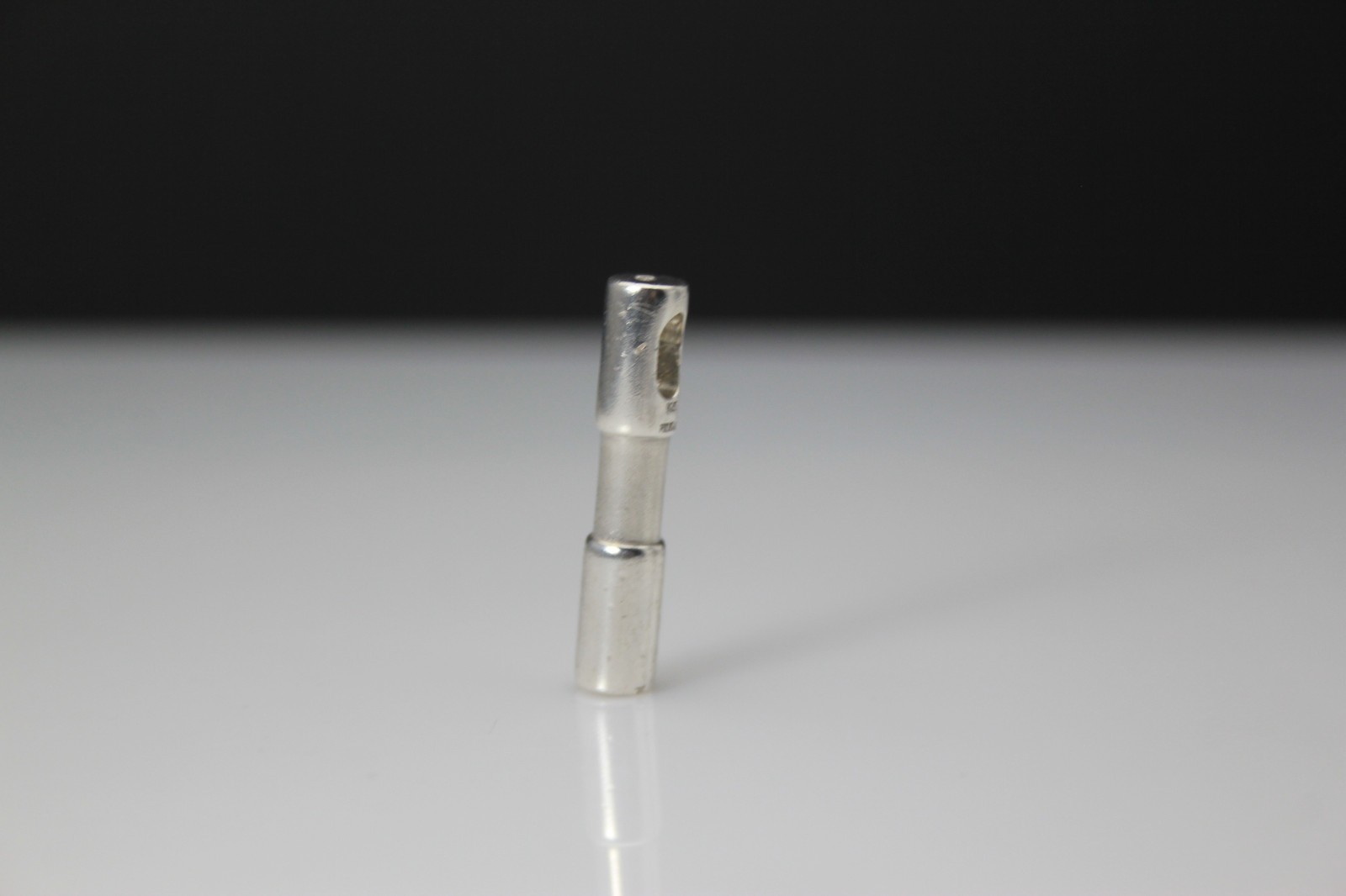 Sterling Silver 925 Bar w Accent Stone Pendant 6.6 Grams (PEN10384)