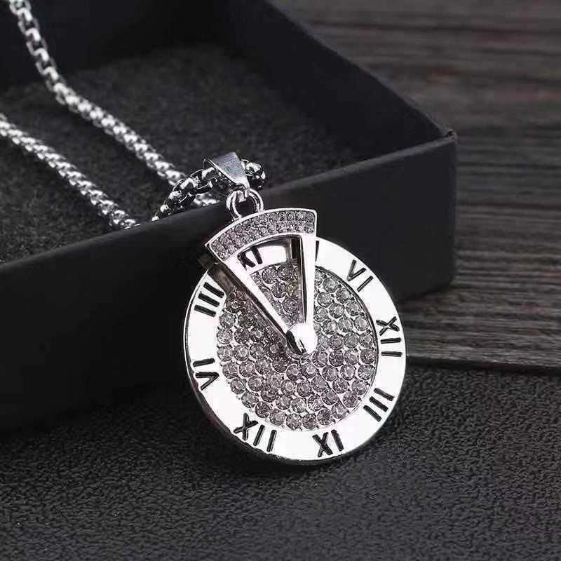 Rotatable Good Luck Clock Compass Pendant Necklace