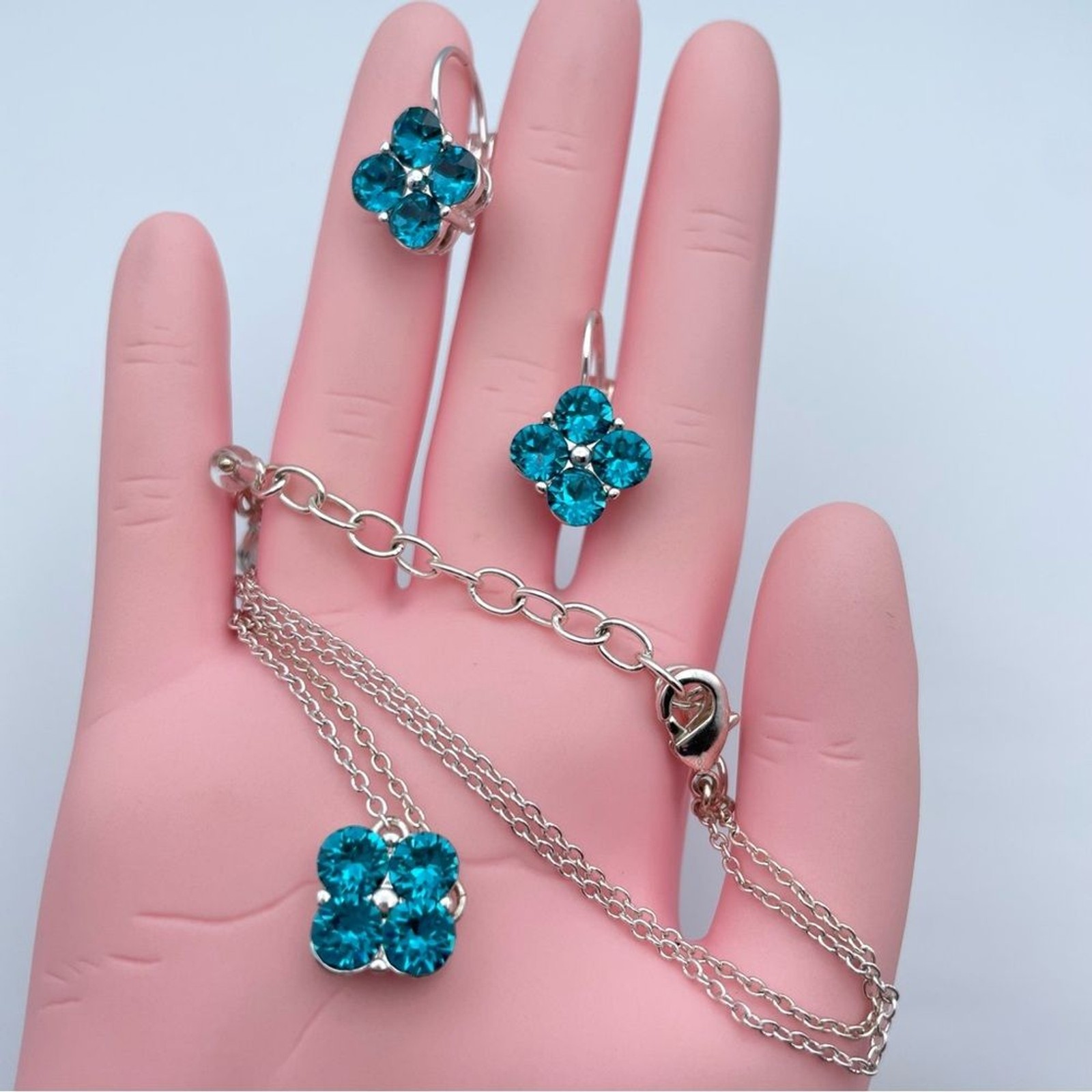 Dana Buchman Teal Crystal Flower Necklace & Earrings Set Silver Tone