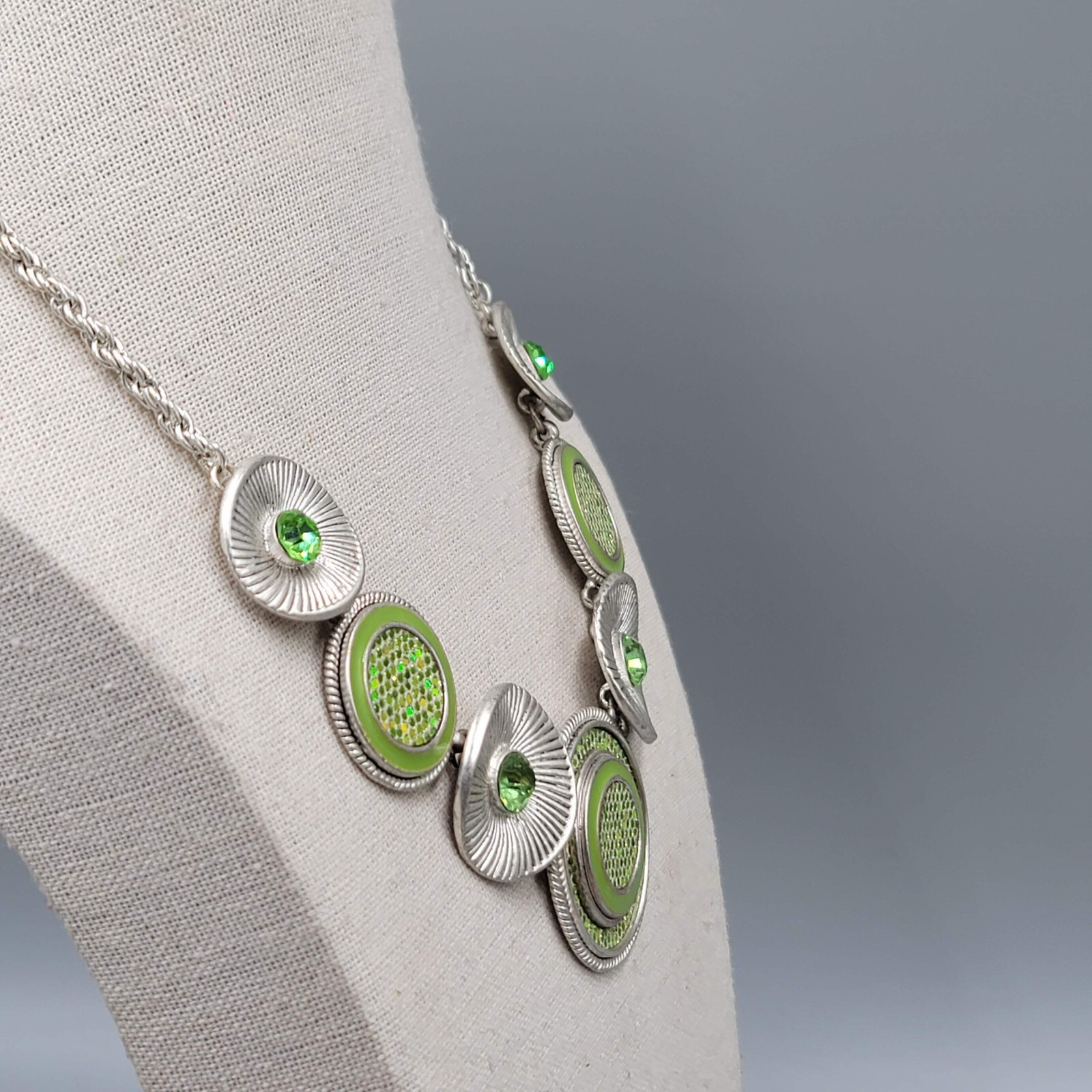 Green Rhinestone Necklace Silver tone Statement Adj 16″-19″