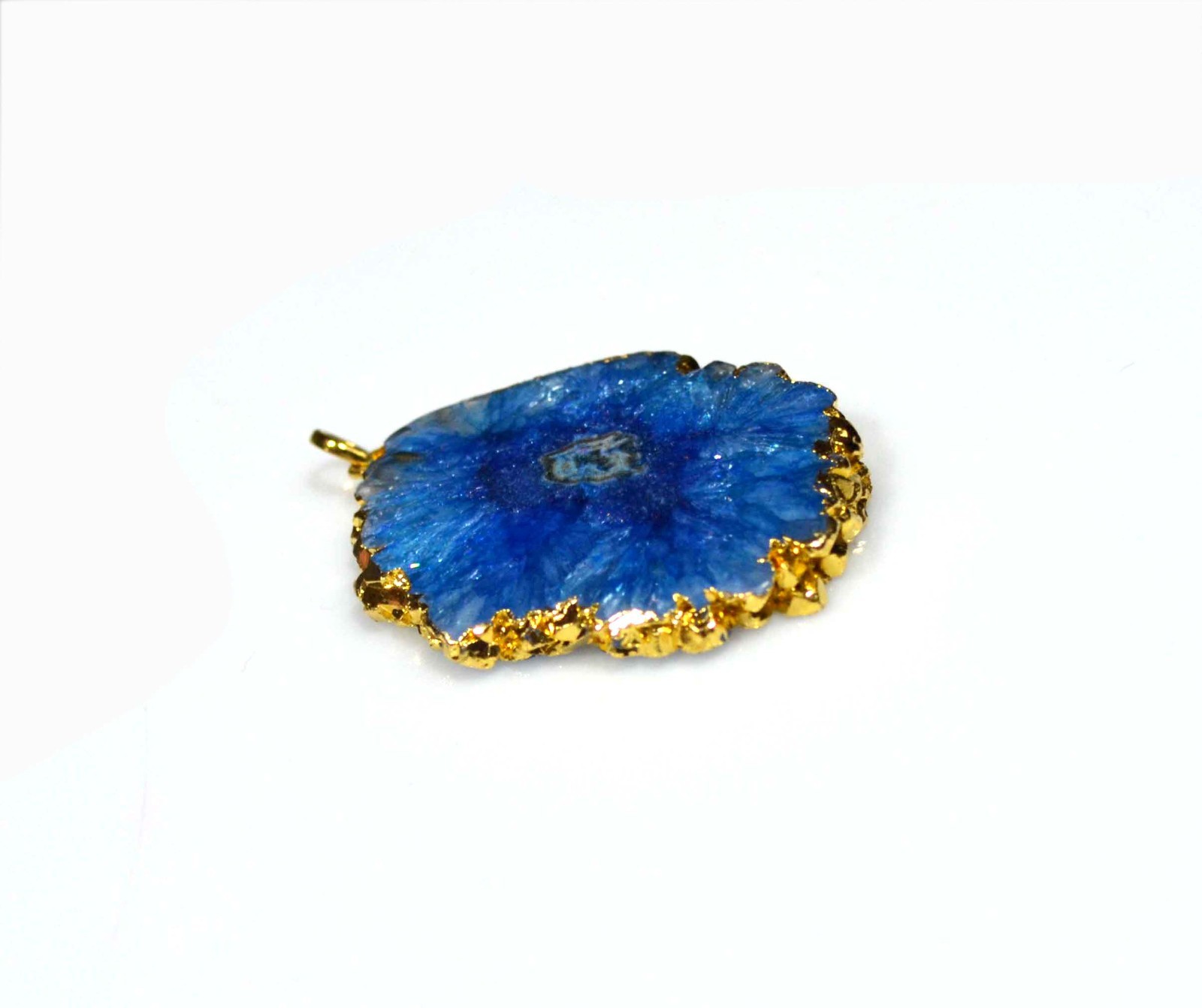 106Cts. Golden Electroplated Blue Crystal Druzy Pendant Agate Gems Jewelry-A825