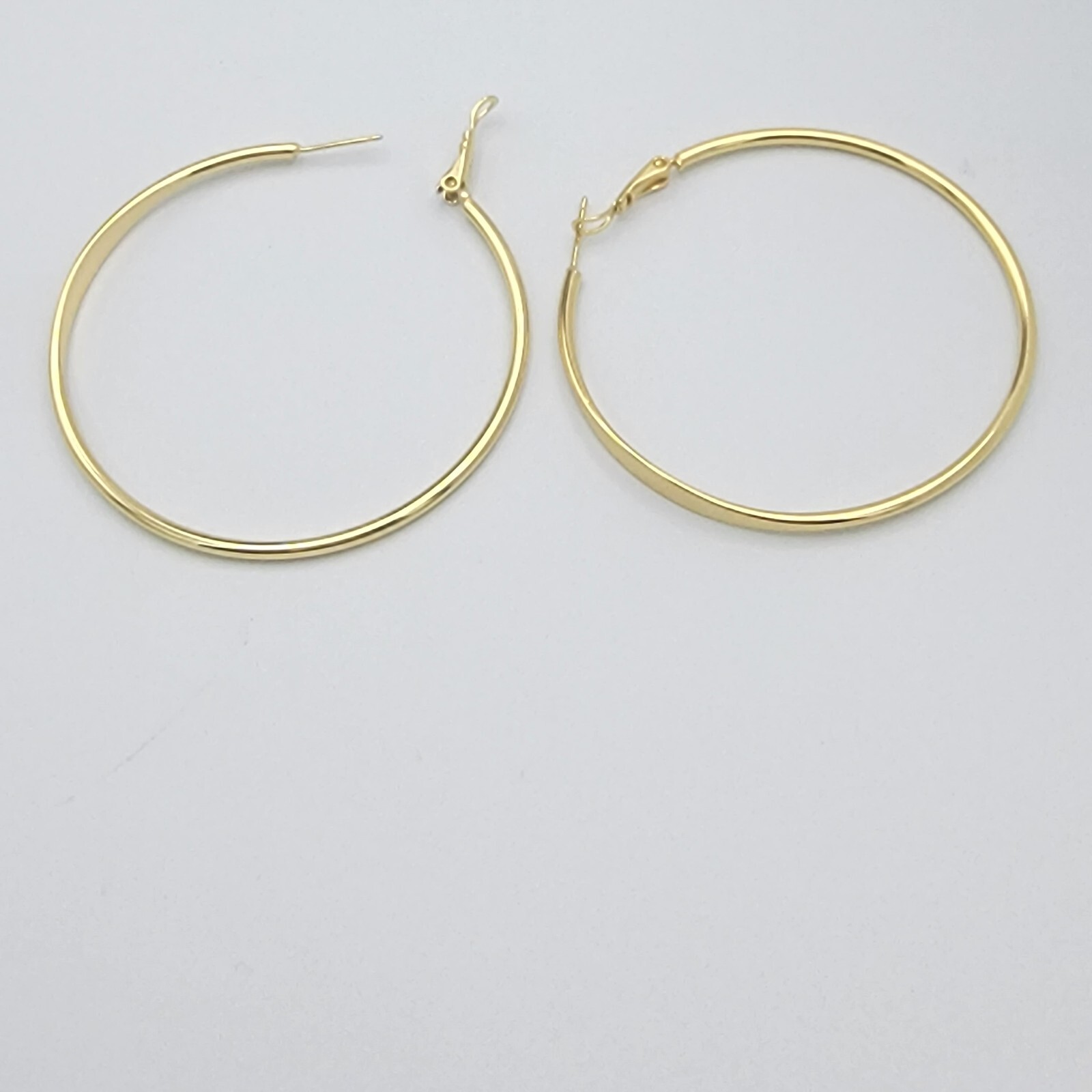 Women’s Jewelry 14k Gold Plated Fashion Hoop Earrings. Coquetas Oro Laminado
