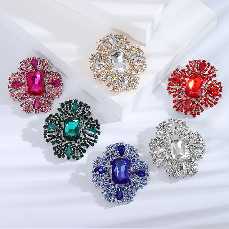 luxury crystal glass brooches Europe and American fashion pins jewelry