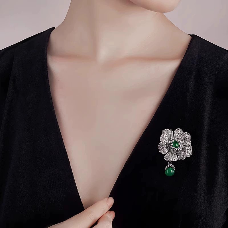 Green Imitation Jade Flower Brooch Pin Women Rhinestone Crystal Floral Gift