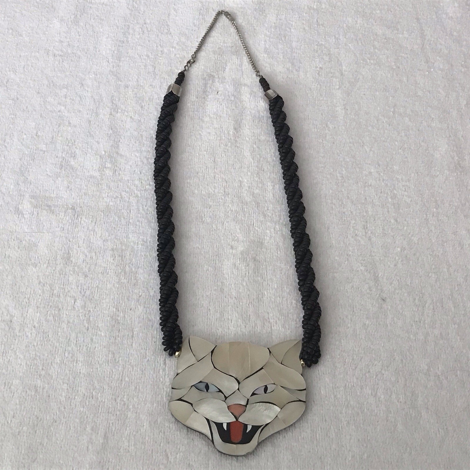 Cat Face Shell Inlay Necklace – Mosaic Kitty 3”