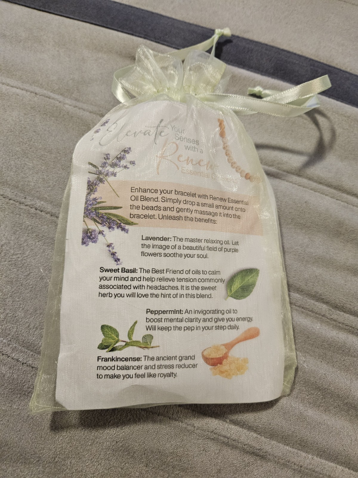 Jordan Essentials/Trades Of Hope Renewed Hope Bracelet Essential Oil Set NIP