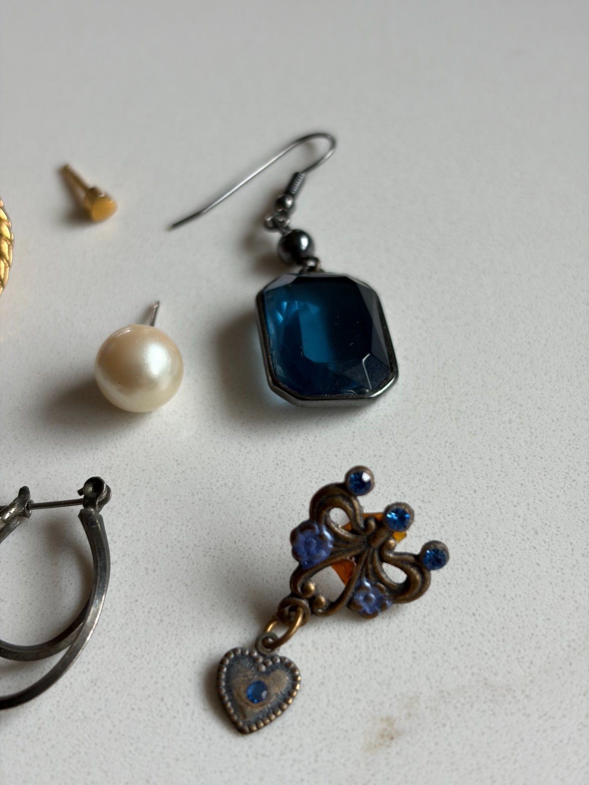 Vintage Lot of Mixed Single Unpaired Earrings