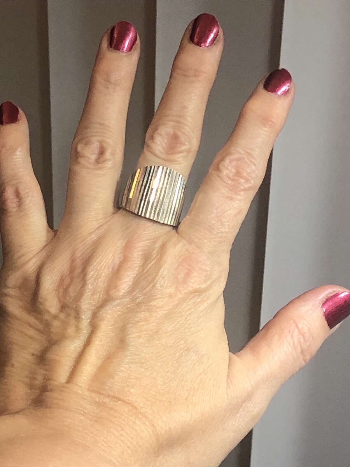 4. Vintage SU 925 Sterling Silver Wide To Narrow Ribbed Ring 7.75s, 13.2g Mexico