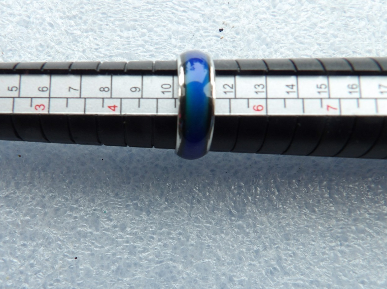 Silver Mood Ring Size 5+ Multicolor, Changes Color by Temperature