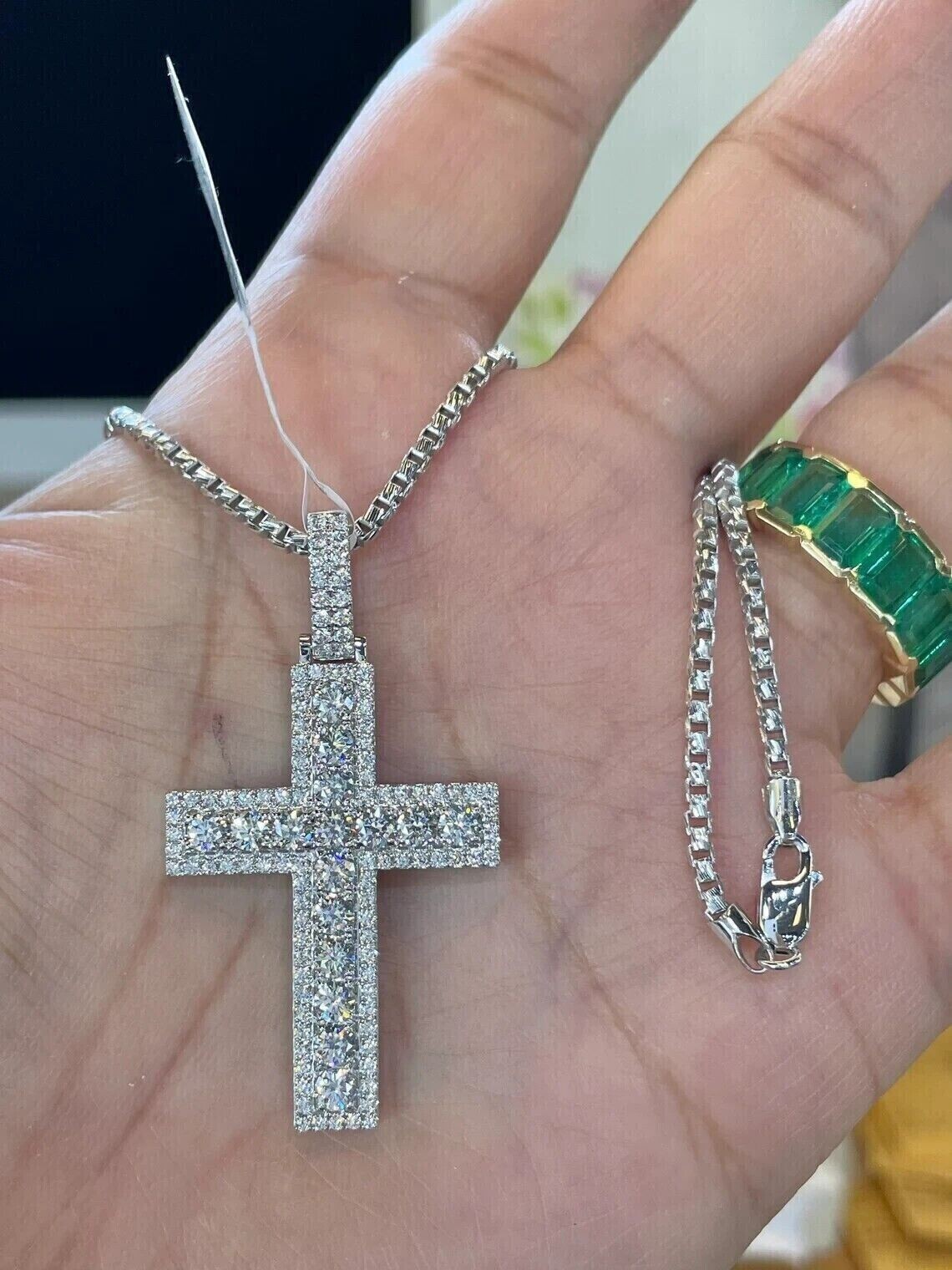 14K White Gold Plated 925 Sliver Round Simulated Diamond Stunning Cross Pendant