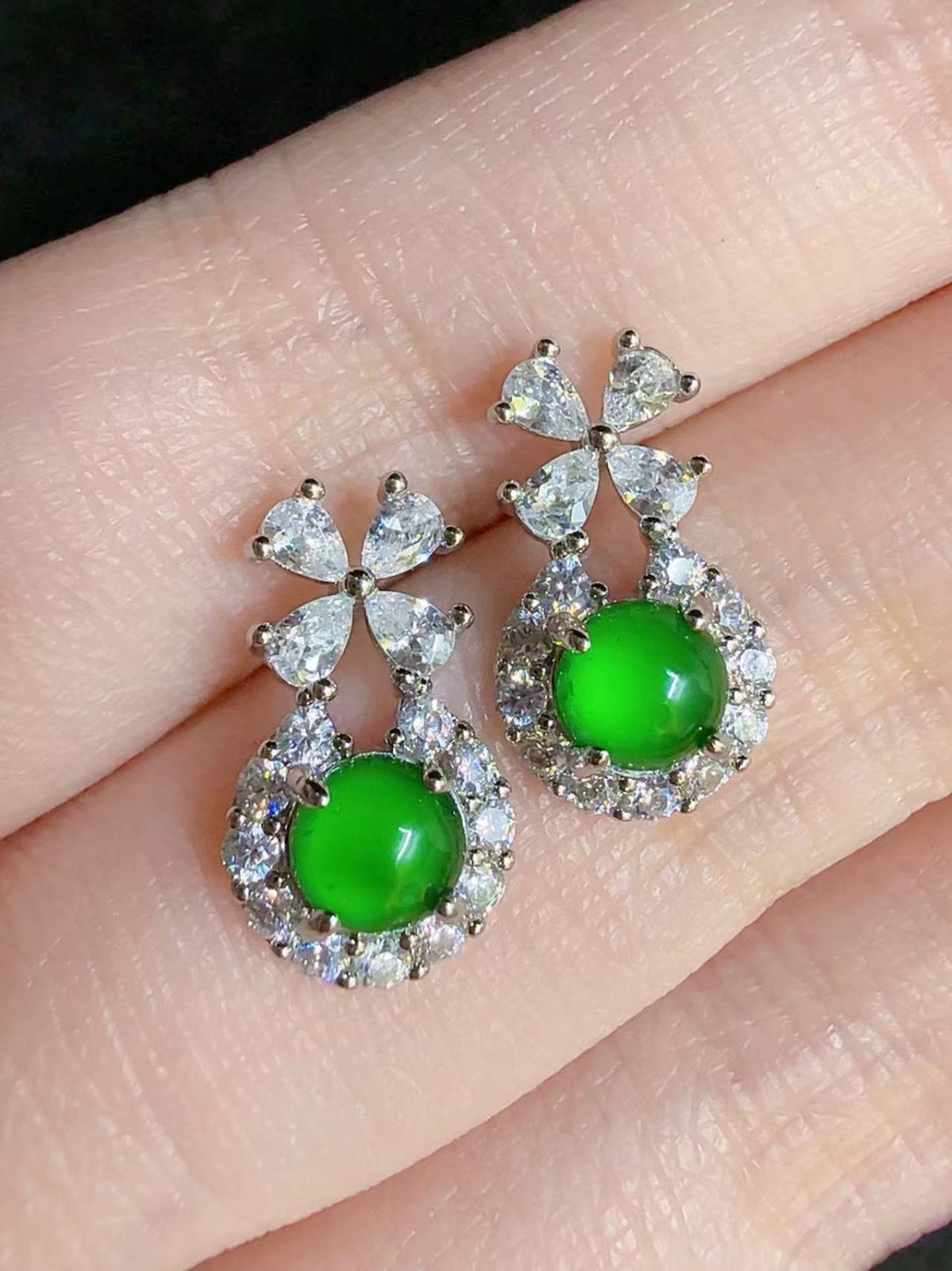 Nice Natural grade A jadeite stud earring