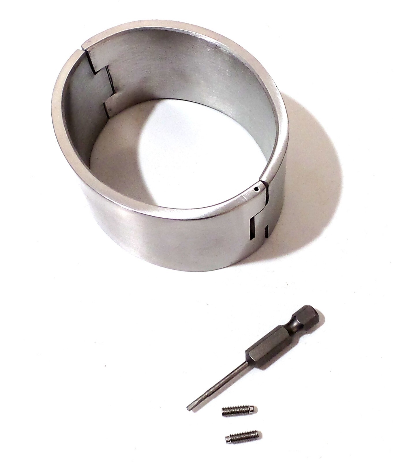 7.0″ Locking Polished Stainless Steel Heavy Cuff Slave Bracelet CuffStore