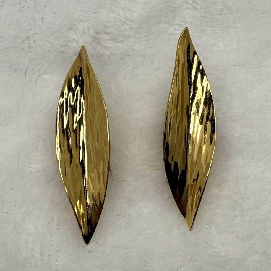 Rare Napier Gold Tone Leaf Screw Back Earrings Vintage Jewelry