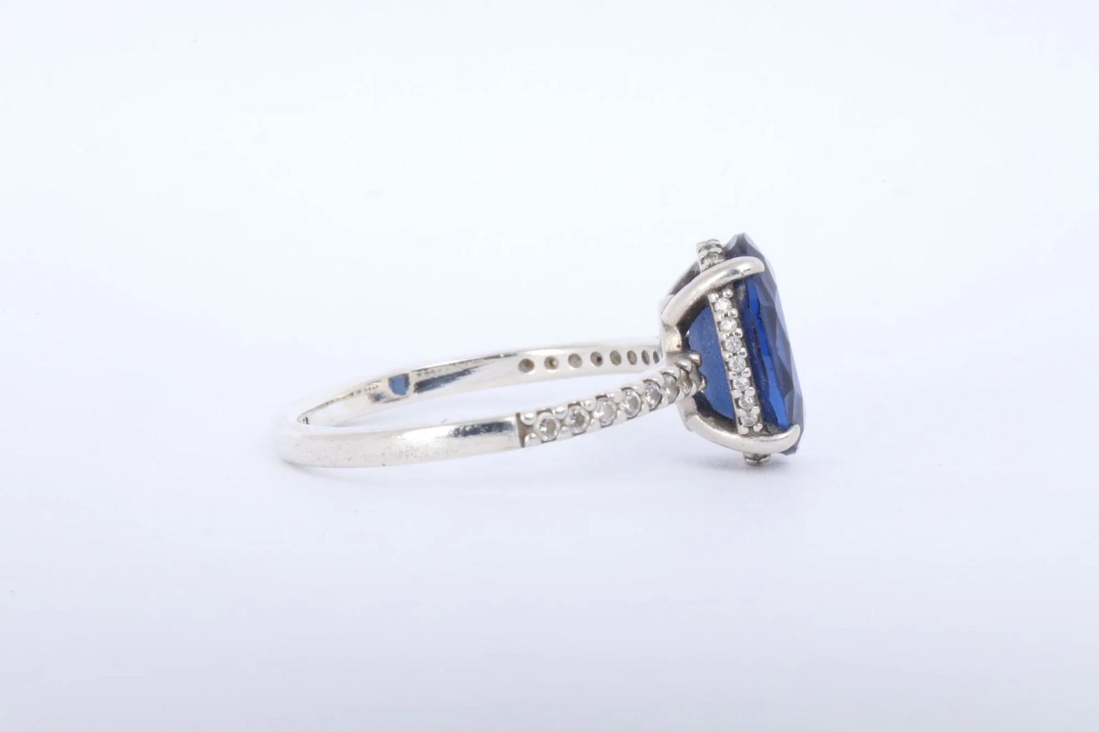 Pandora 925 Silver 4.09ctw Blue Stone Halo and Half Pave Band Ring Size 8(2.80g)