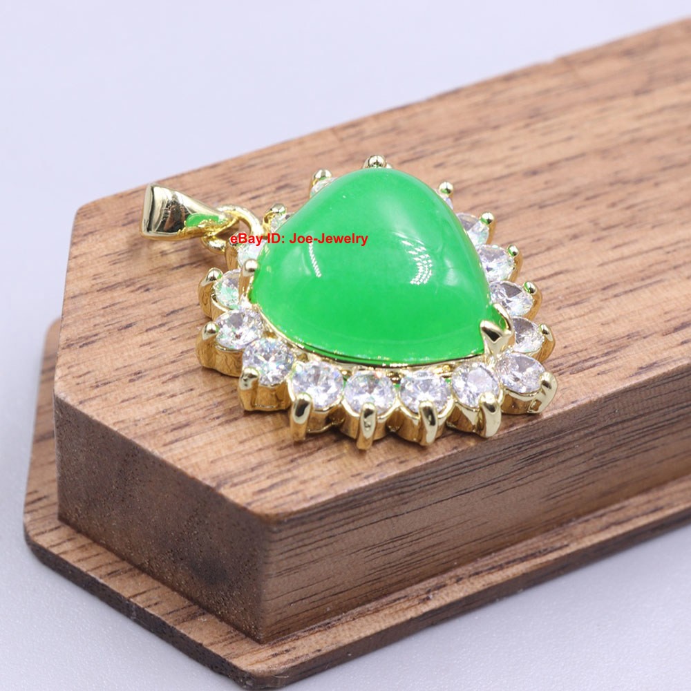 New Arrival White Alloy Heated Green Jade Heart Pendant 1.10inch H GIFT