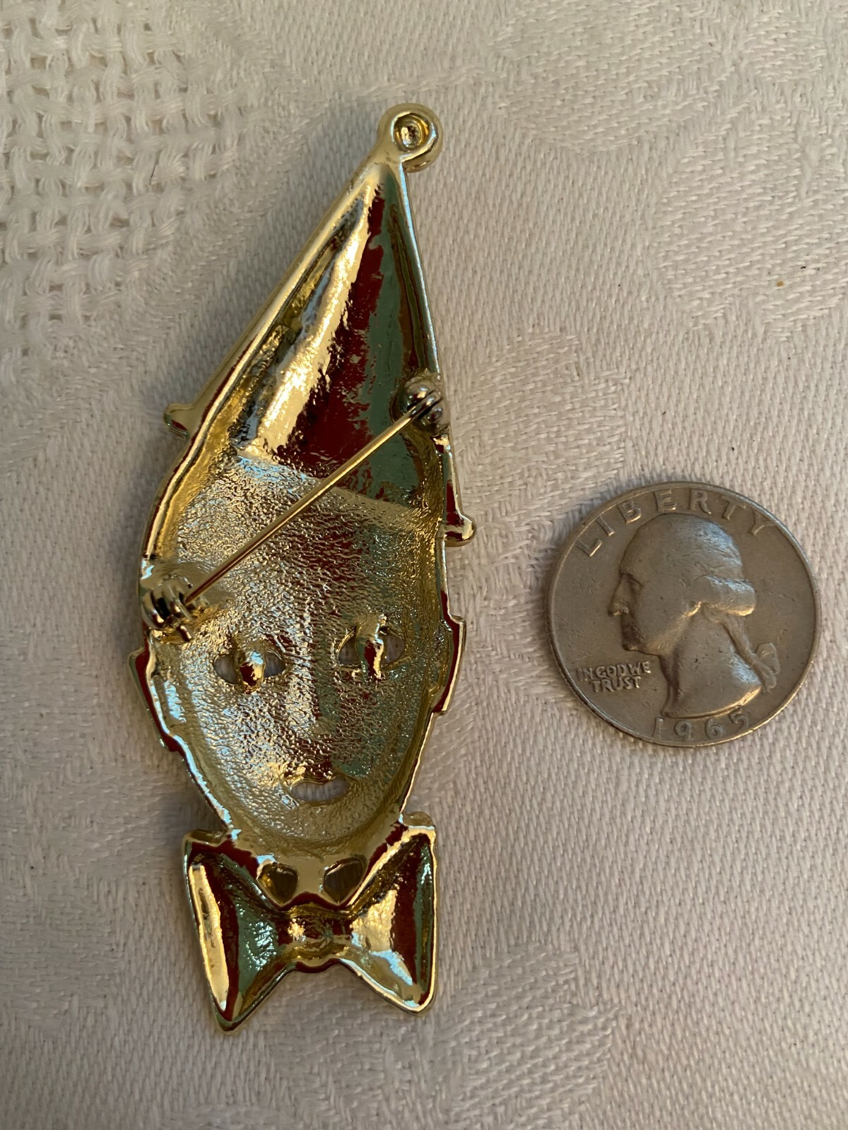 Vintage Brooch CRYING CLOWN HEAD with Hat & Bow Tie Goldtone Pink Enamel Tears