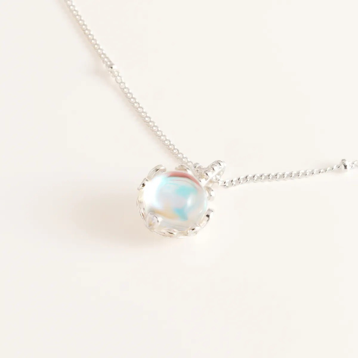 Elegant Moonstone Necklace Dainty Round Pendant Daily Life Guardian Jewelry