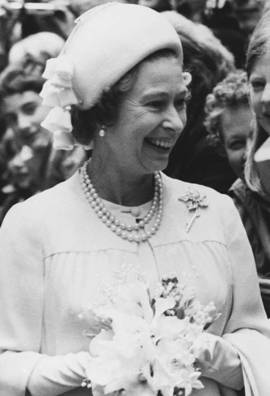 Princess Catherine Royal Replica Queen Elizabeth II Silver Jubilee Earrings