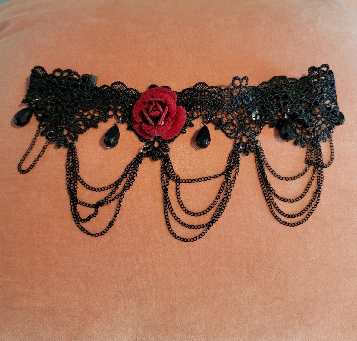 Gothic Black Halloween Choker Necklace With Red Rose