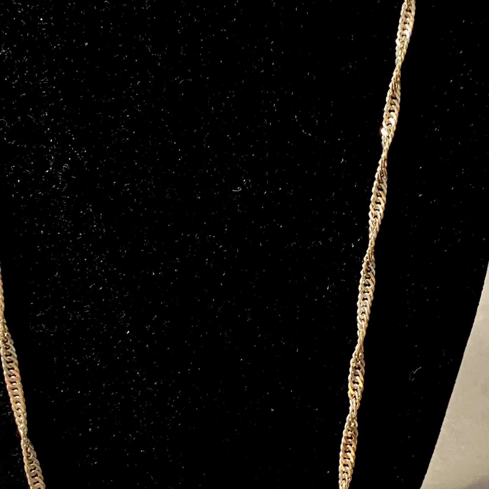 Twisted Herringbone Necklace Silver Tone Matinee Elegant Layering Piece