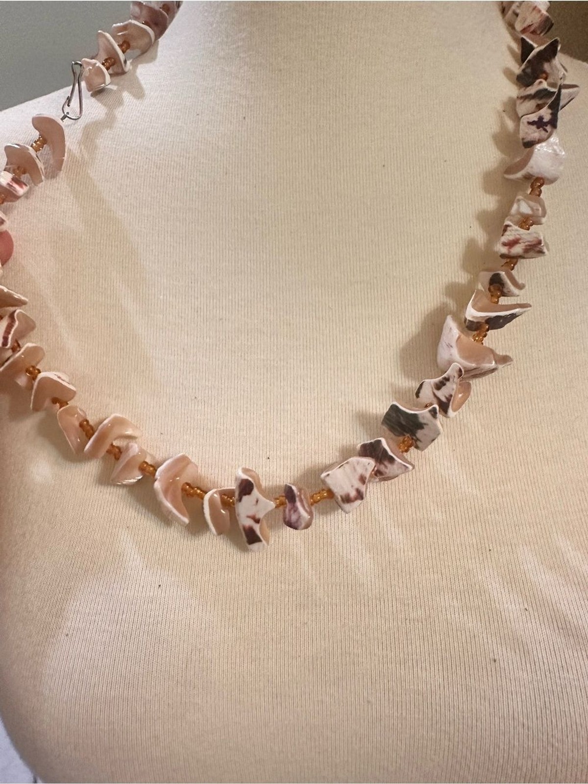 Source Unknown Beige and Cream Shell Necklace with Gold Bead Accents