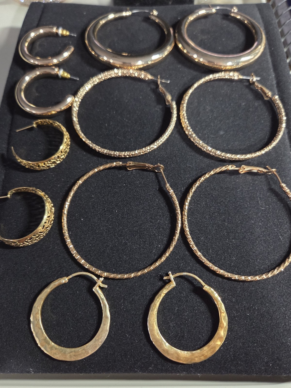 Six Pairs Pierced Earrings Costume Clean 1″ And 2″ In Diameter Excellent