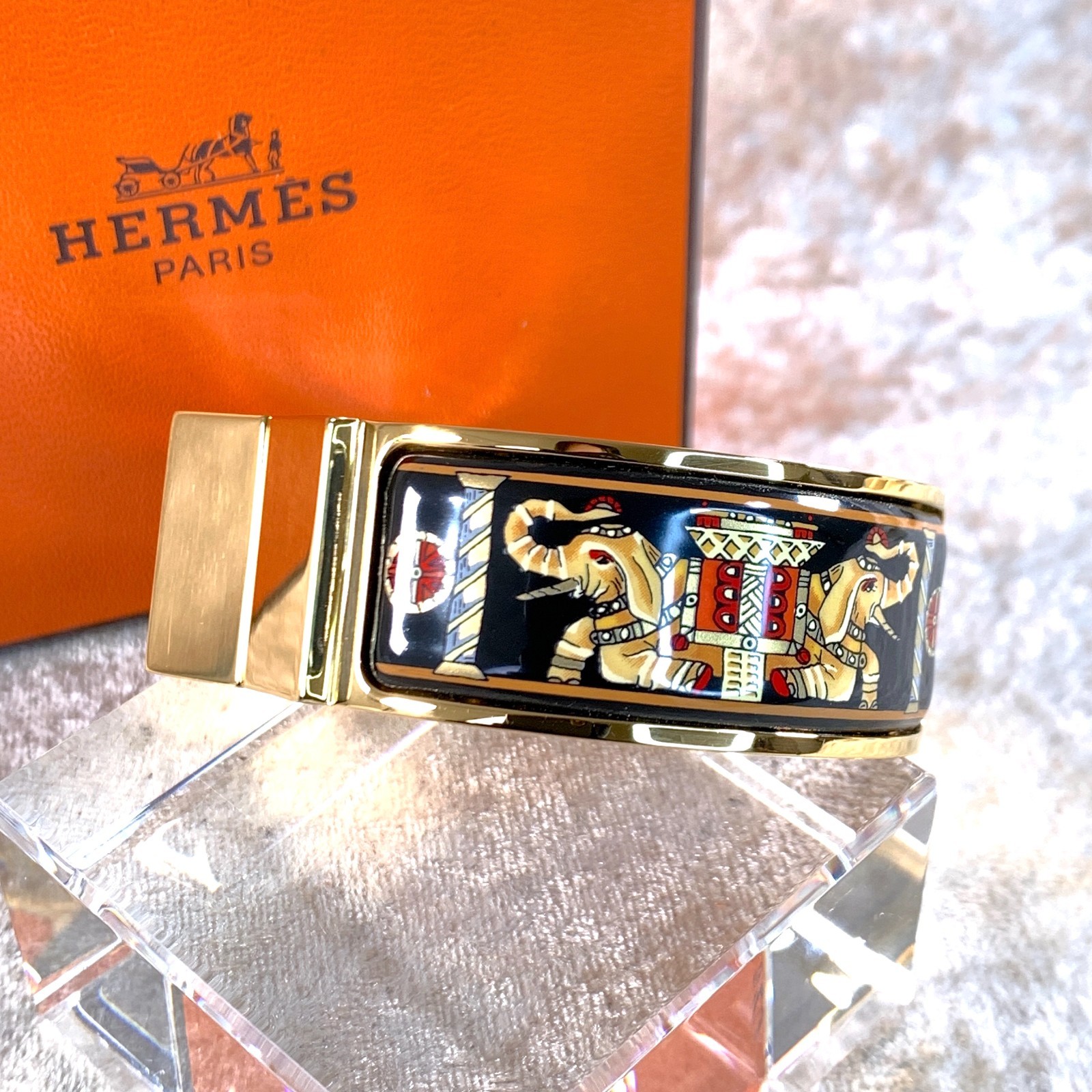 Vintage Hermes Paris Bangle Bracelet Clic Clac Black Enamel Elephant GM with Box
