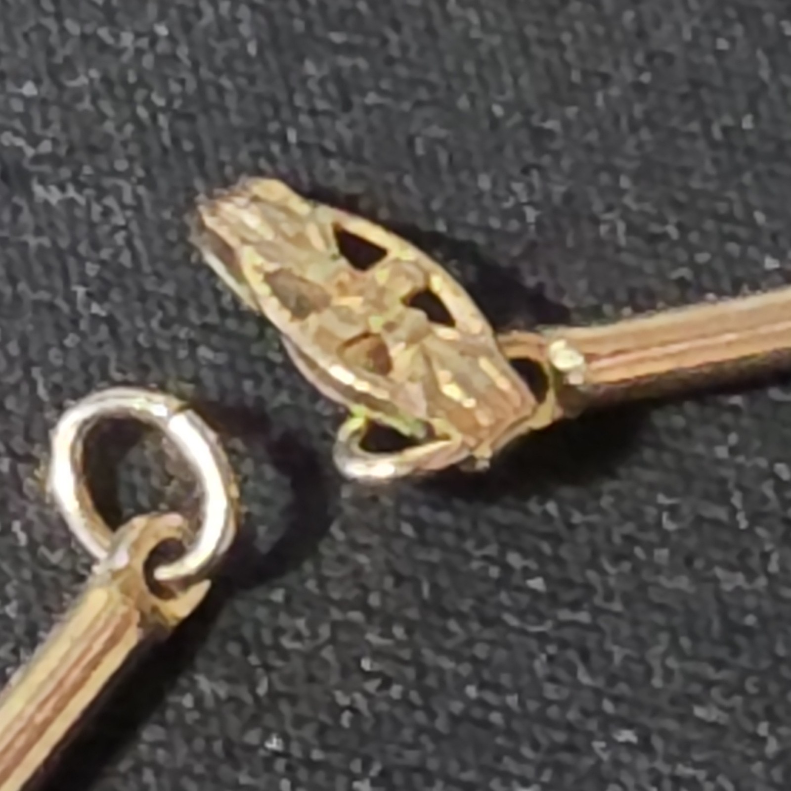 Gold Tone Bar Link Chain Necklace Metal Lobster Clasp Closure