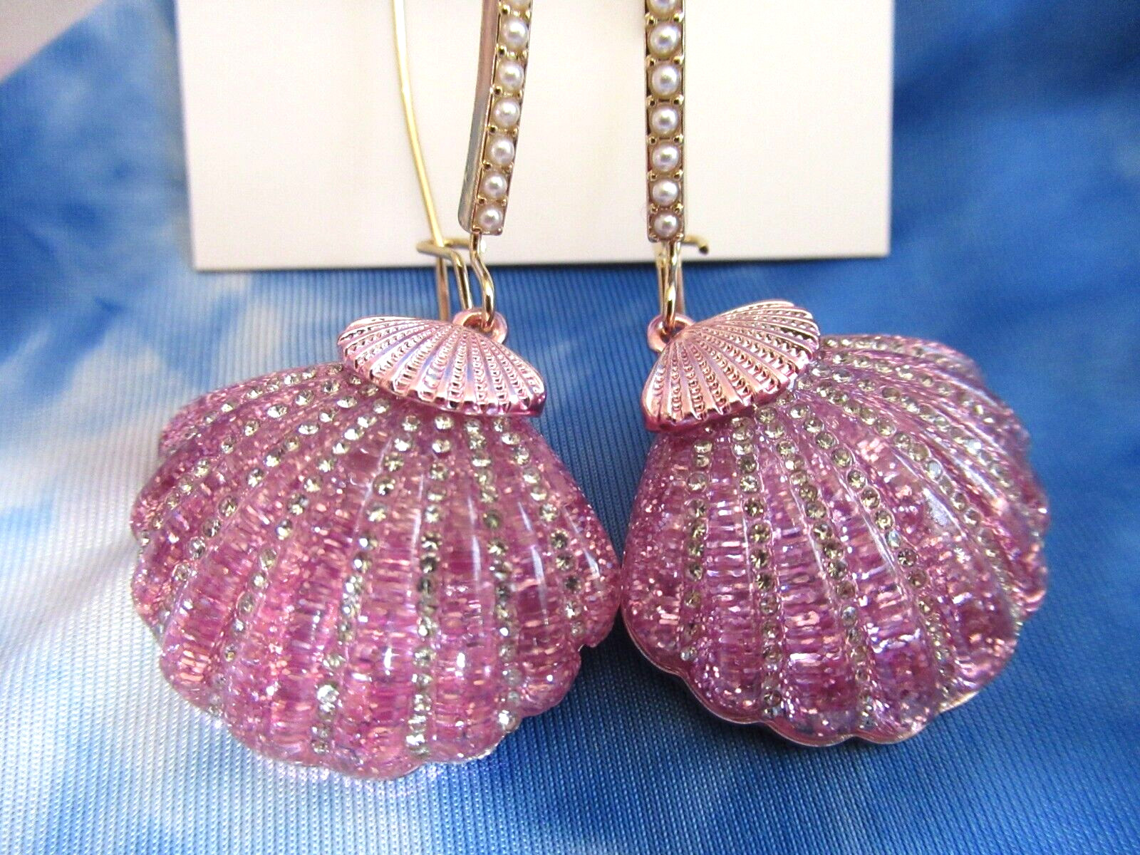 Authentic Betsey Johnson Seashell Crystal Iridescent Pink Scallop Earrings RARE