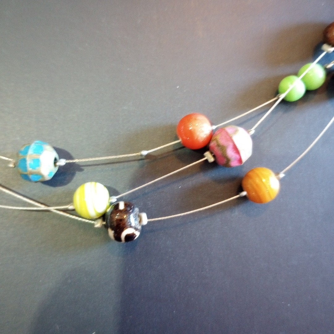 Multi-strand Beaded Necklace Wire Floating Colorful Illusion 18-21″ Vtg EUC