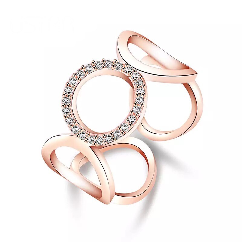 ZARD Multi Circle Minimalis Ring with Cubic Zirconia Accent in Rose-Gold Tone