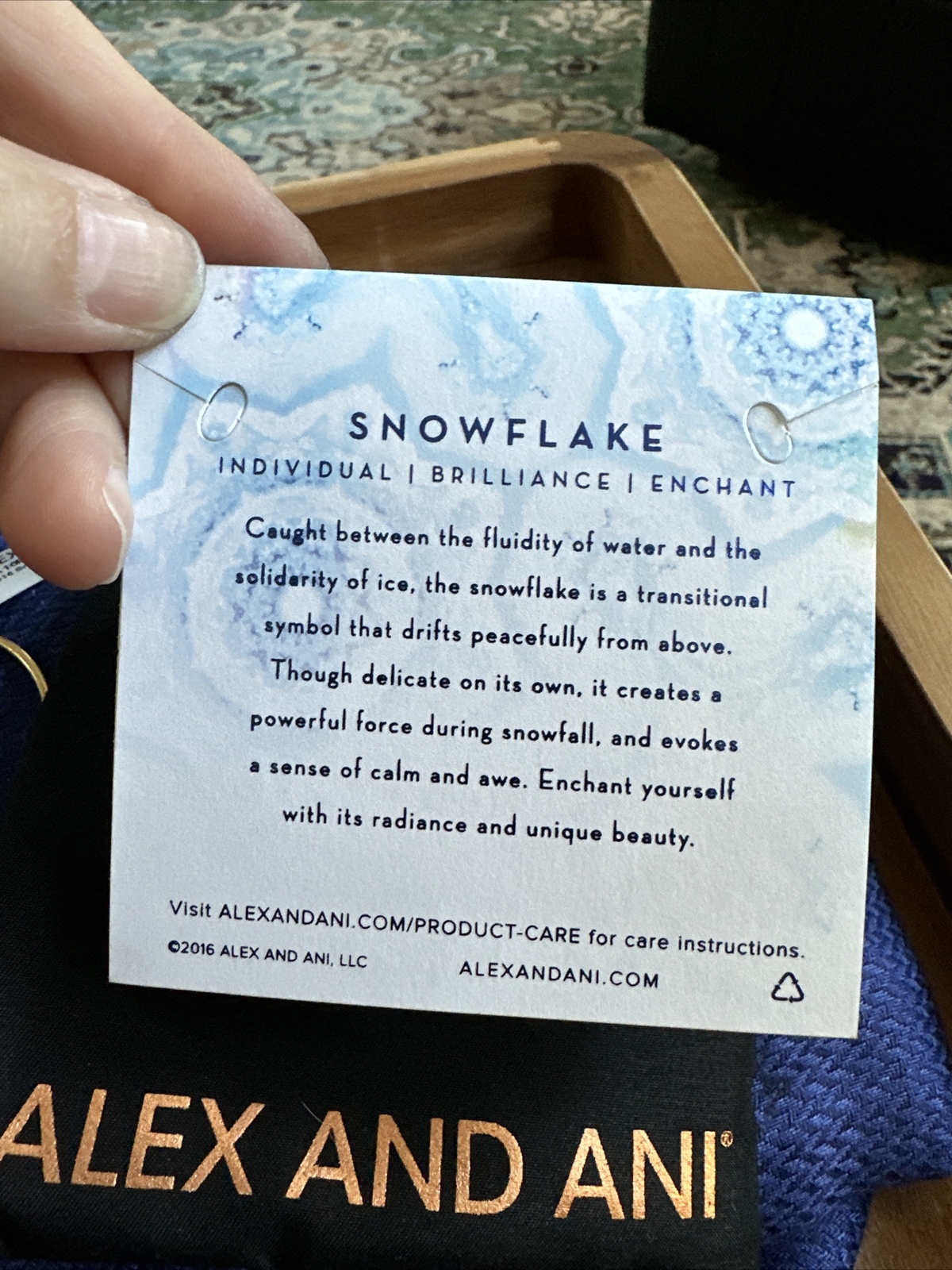 ALEX and ANI “Snowflake” Ornament, Gold Metallic Holiday Charm Bangle: NWT *HTF*