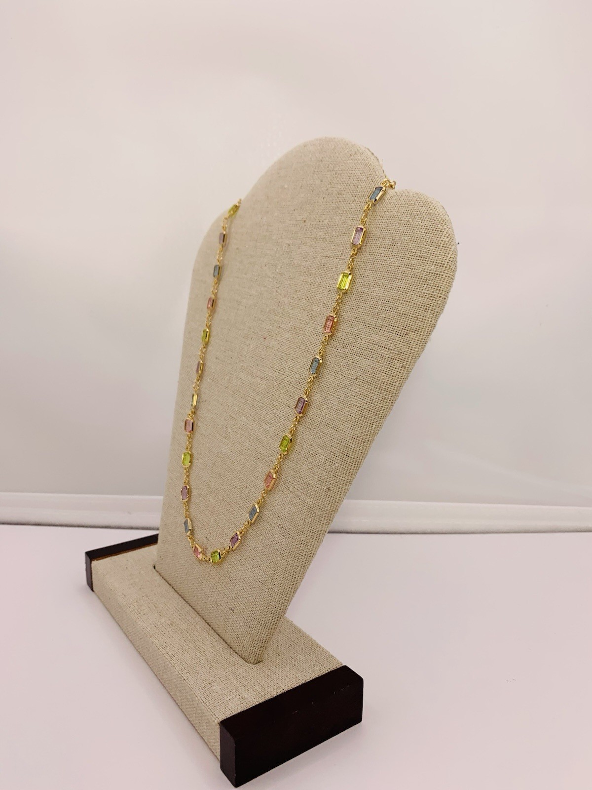 17” Long,18k Gold Filled Multi Stone Necklace 6.19 Gram, 5.1mm Wide. (#MSN2)