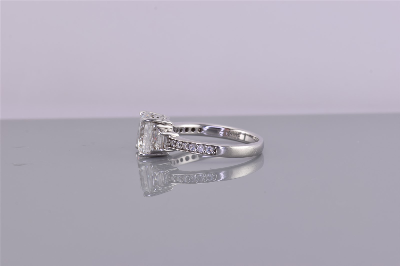 Sterling Silver Radiant Cut Cubic Zirconia Accented Band Ring 925 Sz: 7
