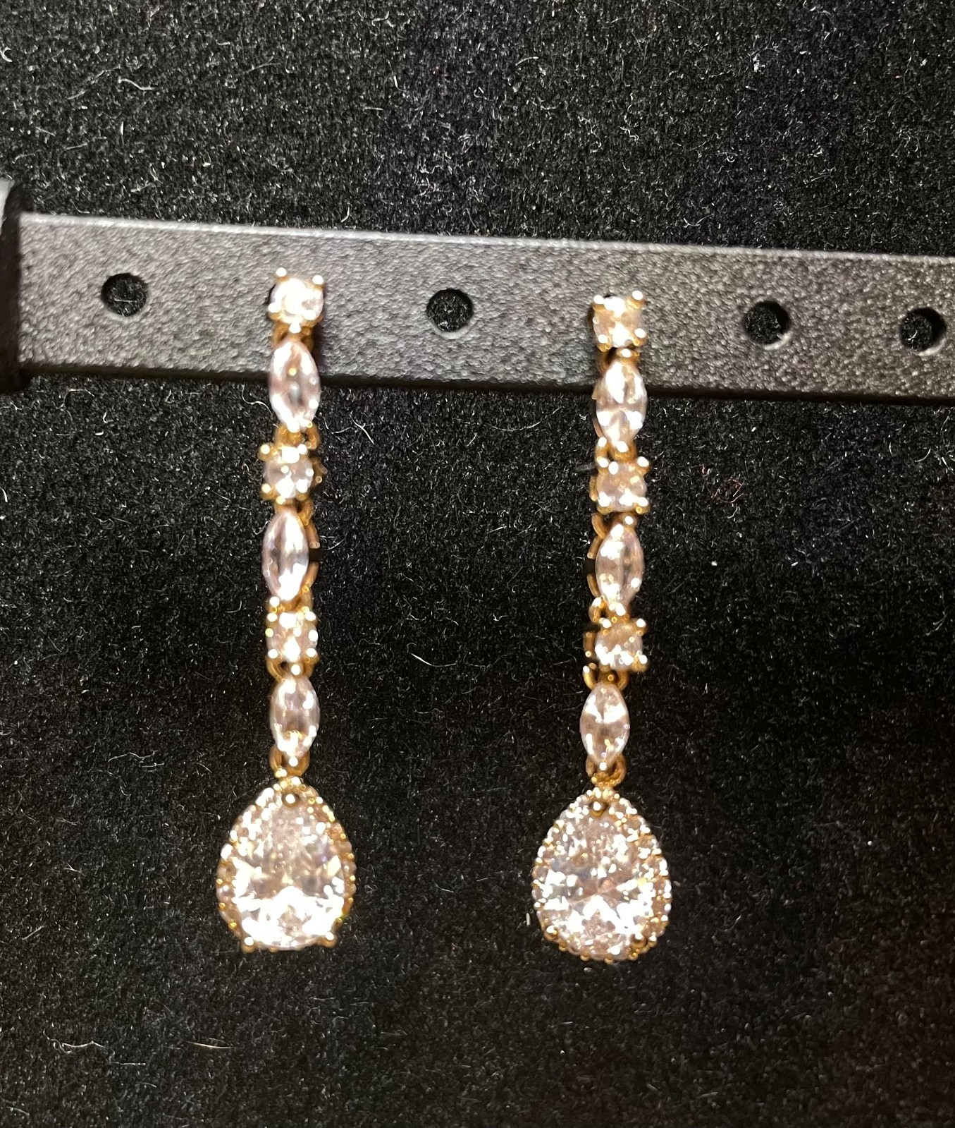Stunning CZ dangle earrings pre-owned 1 3/4 inches long bridal special occasion