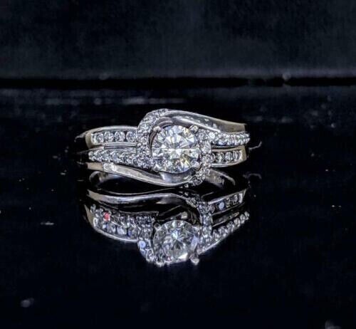 2.20Ct Round Cut Simulated Diamond Pretty Wedding Ring In 14k White Gold Plated