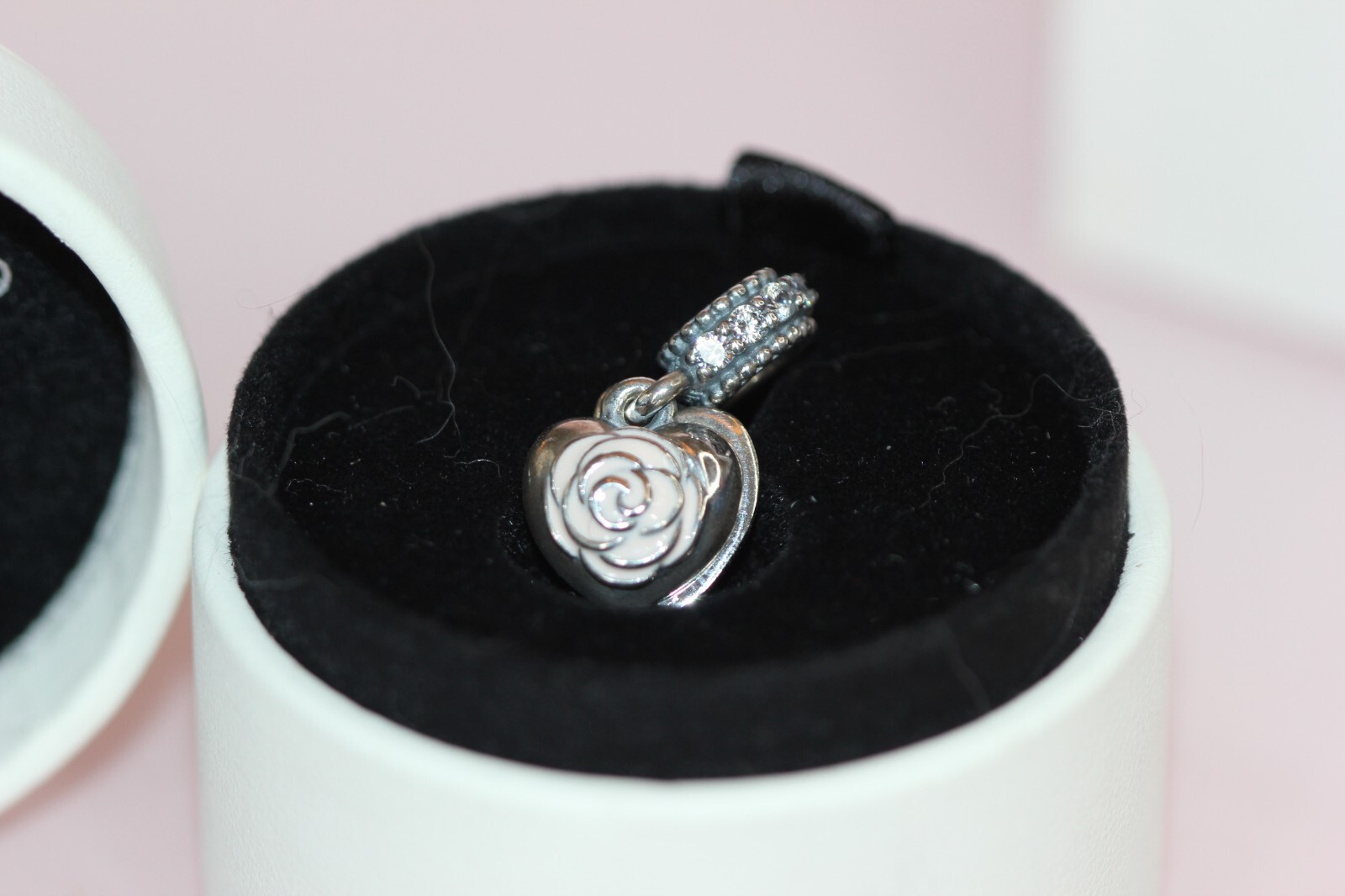 NIB PANDORA First My Mother, Forever my Friend Mother’s Rose USB793000 dangle