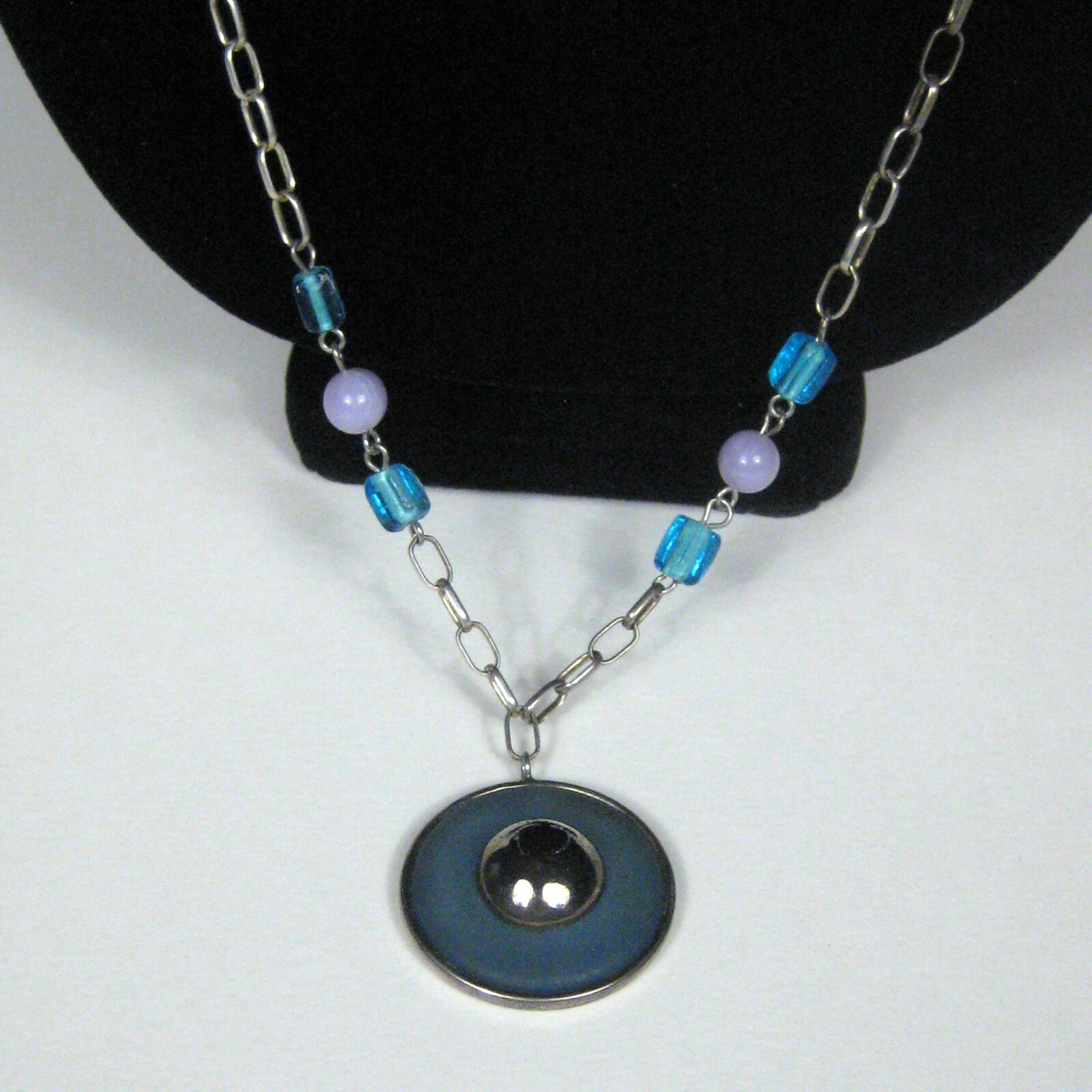 Necklace 32 In Silvetone Chain Pendant Strand Glass Beaded Blue Jewelry Women