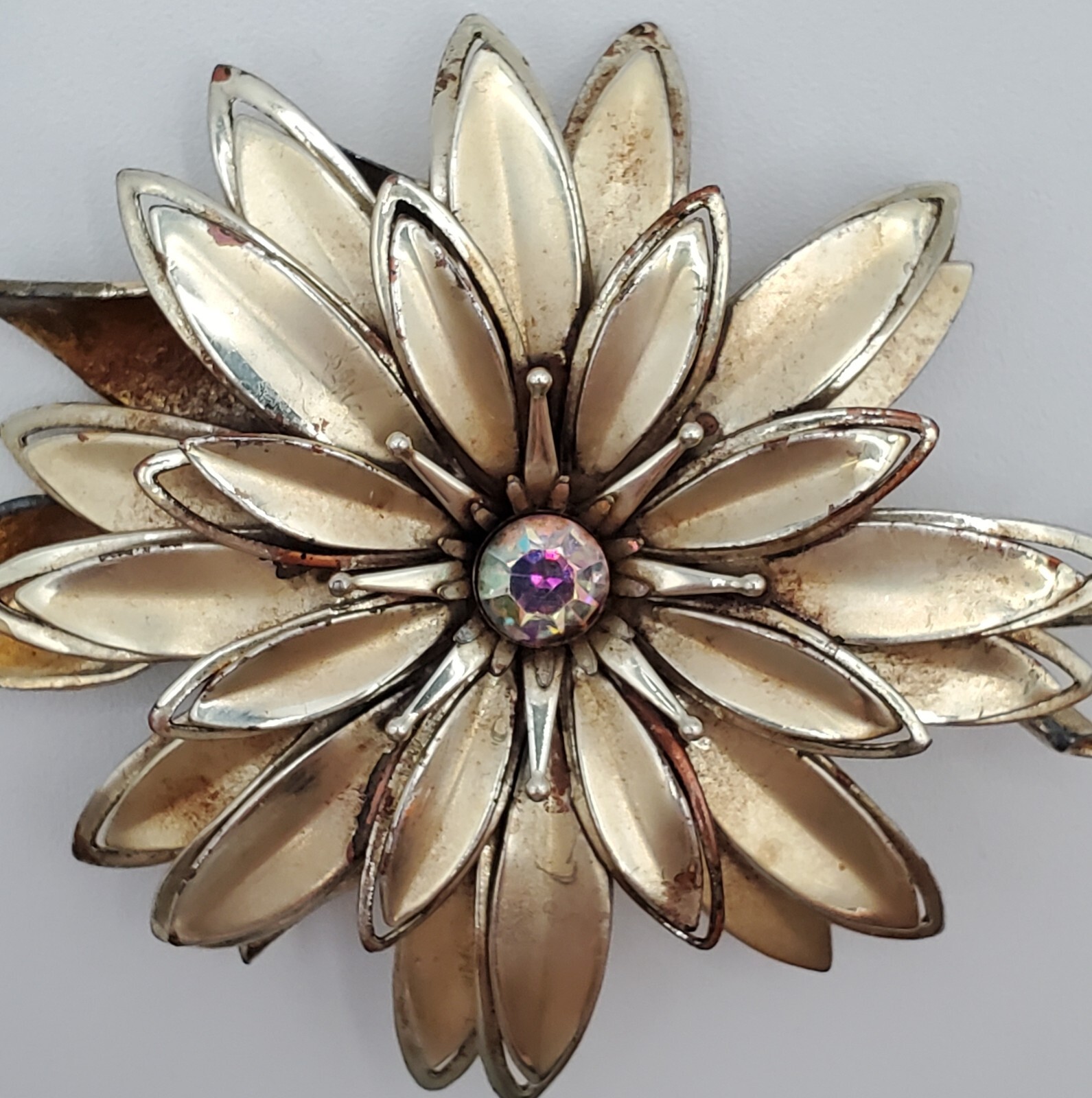 VTG Brooch 3.5in Large Gold Tone Flower Aurora Borealis 3D Layered REPAIRED READ