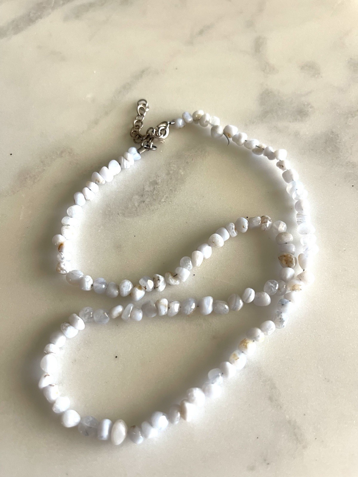 Vintage White Howlite Magnesite Chip Bead Necklace Natural Stone Boho Minimalist