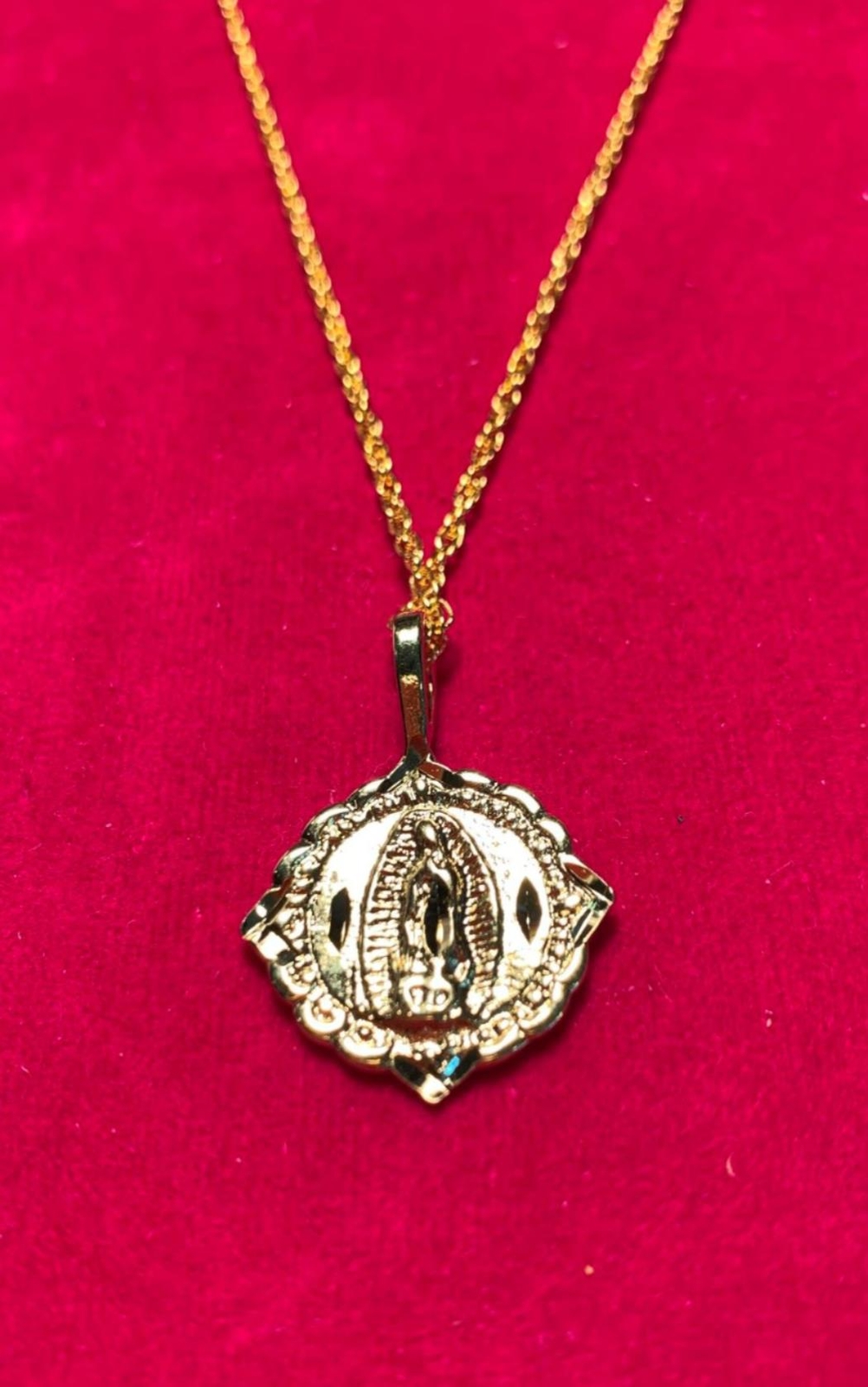 14KT GOLD PLATED VIRGIN MARY CHARM W/14KT 24″ GOLD PLATED ROPE CHAIN 2023