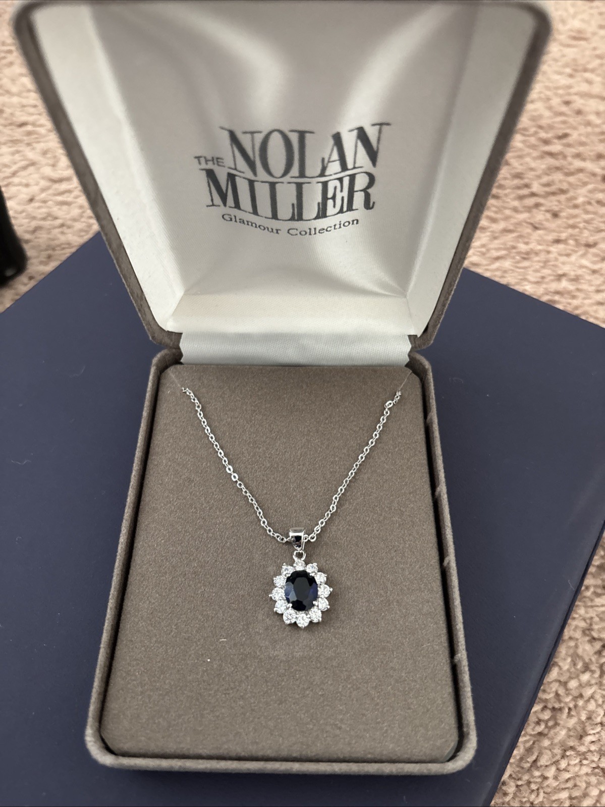 Nolan Miller Saphire BlueCrystal Pendent Necklace BrandNew 16” -18” Adjustable